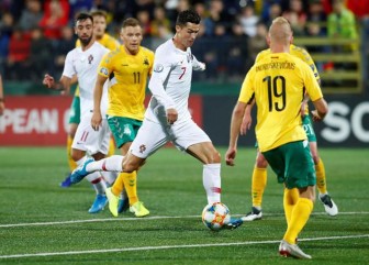 Vòng loại EURO 2020: Ronaldo lập “poker” giúp Bồ Đào Nha đại thắng