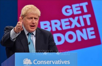 Thủ tướng Anh khẳng định không trì hoãn Brexit
