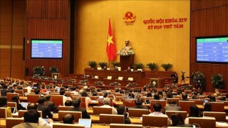 Quốc hội thông qua Bộ luật Lao động (sửa đổi) nâng tuổi nghỉ hưu