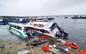 Bão số 9 tàn phá Nam Trung Bộ và Tây Nguyên