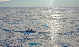 Khối khí methane khổng lồ 'ngủ say' dưới Bắc Cực bắt đầu phát thải