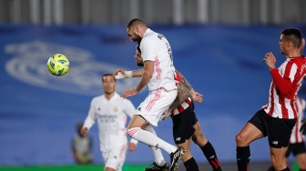 Benzema sáng rực, Real Madrid cho Barca "ngửi khói"