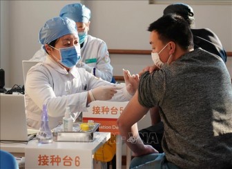 Trung Quốc dự kiến đạt kỷ lục 500 triệu mũi tiêm vaccine