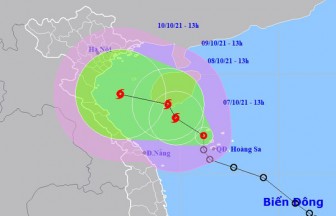 Áp thấp nhiệt đới mạnh lên thành bão giật cấp 12, hướng vào miền Trung