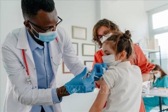 Mỹ triển khai tiêm vaccine ngừa COVID-19 cho trẻ em từ 5-11 tuổi trong tuần này