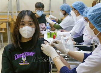Hướng đến mục tiêu sớm bao phủ vaccine phòng COVID-19