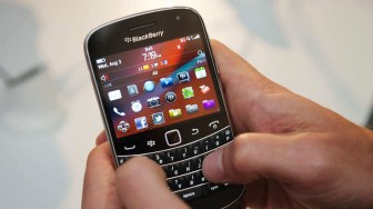 "Sự kết thúc" của điện thoại BlackBerry sau iPhone