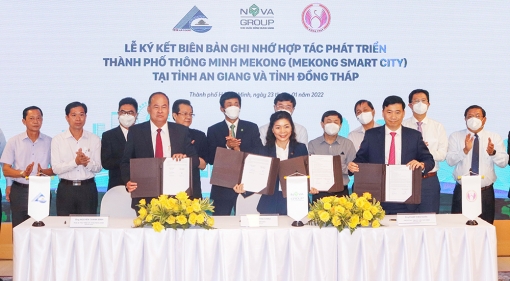 UBND tỉnh An Giang và Công ty Cổ phần NovaGroup ký kết biên bản ghi nhớ hợp tác đầu tư tổ hợp 6 dự án tại thị xã Tân Châu
