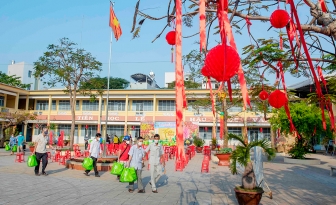 Trường Tiểu học Nguyễn Bỉnh Khiêm tổ chức Chương trình “Tết gắn kết- Xuân yêu thương”