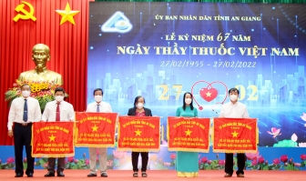 An Giang tôn vinh những “Chiến sĩ áo trắng”