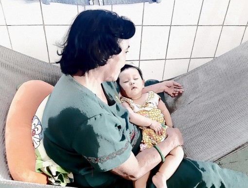 “Ầu ơ…” ngọt ngào lời ru của bà