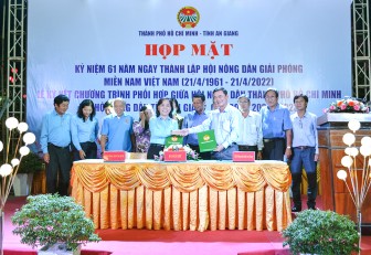 Tăng cường liên kết với Hội Nông dân TP. Hồ Chí Minh
