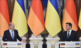 Tổng thống Ukraine mời Thủ tướng Đức thăm Kiev vào ngày 9/5
