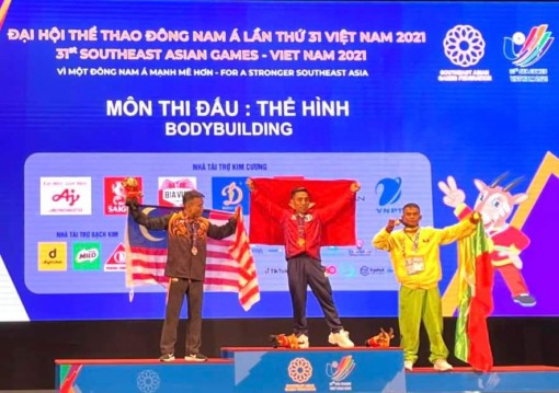 Phạm Văn Mách và Huỳnh Thị Kim Vàng xuất sắc đoạt huy chương vàng SEA Games 31