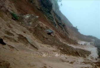 Lai Châu: Sạt lở đường, xã Tà Tổng bị cô lập với trung tâm huyện Mường Tè