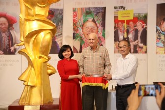Tiếp nhận gần 500 hiện vật về văn hóa và dân tộc thiểu số Việt Nam