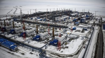 EC công bố kế hoạch chấm dứt phụ thuộc nhiên liệu Nga vào năm 2027