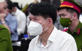 Nguyên Thứ trưởng Y tế Trương Quốc Cường bị tuyên phạt 4 năm tù