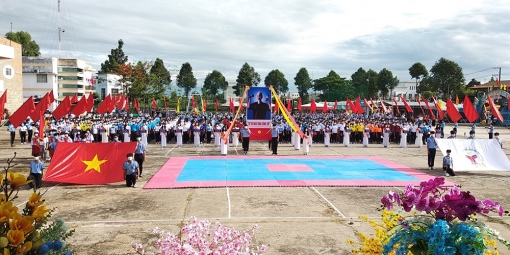 Khai mạc Đại hội Thể dục- thể thao huyện Phú Tân lần IX/2022