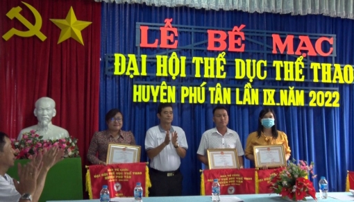 Xã Phú Long đoạt giải nhất toàn đoàn Đại hội Thể dục - thể thao huyện Phú Tân lần IX/2022