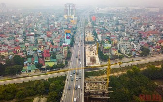 Kinh tế Việt Nam phục hồi mạnh mẽ