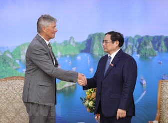 Thủ tướng Phạm Minh Chính tiếp Chủ tịch Viện Pasteur Paris