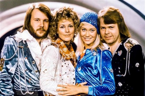 Ban nhạc ABBA gây ấn tượng mạnh với đêm diễn mở màn "ABBA Voyage"
