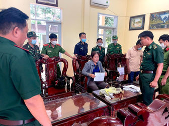 Bộ đội Biên phòng An Giang bắt đối tượng vận chuyển hơn 1,1 kg vàng qua biên giới