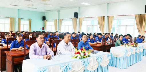 100 sinh viên Trường Đại học Tôn Đức Thắng tham gia Chiến dịch “Mùa hè tình nguyện” tại huyện Châu Thành