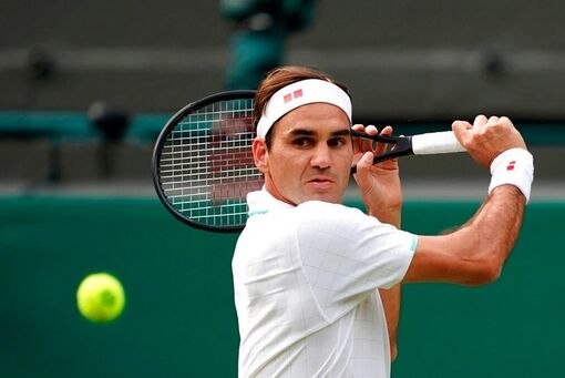 Roger Federer giải nghệ ở tuổi 41