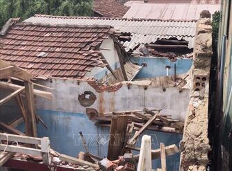 Bão Noru gây nhiều thiệt hại về tài sản tại huyện đảo Lý Sơn