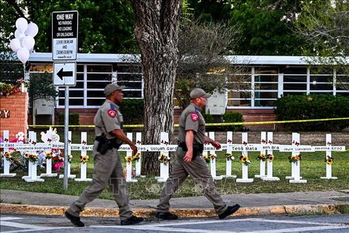Mỹ: Nổ súng gần trường trung học khiến 4 người thương vong