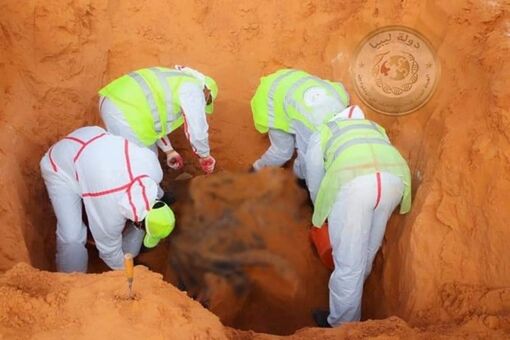 Libya: Phát hiện 42 thi thể trong một hố chôn tập thể ở Sirte