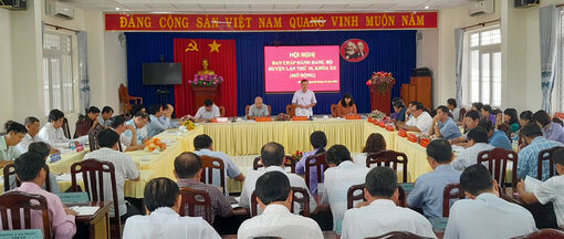Phú Tân tập trung các nhiệm vụ trọng tâm để lập thành tích chào mừng kỷ niệm 190 năm thành lập tỉnh An Giang