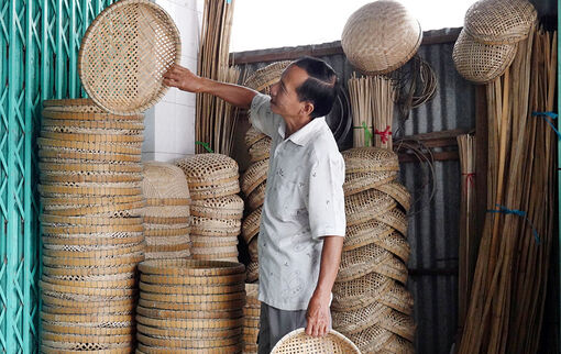 Nhịp sống bình yên ở làng nghề đan đát