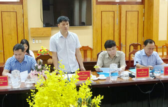 Văn phòng Quốc gia về giảm nghèo làm việc với huyện Tri Tôn