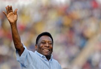 Truyền thông quốc tế ca ngợi sự nghiệp của “Vua bóng đá” Pelé