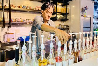 Khởi nghiệp từ ngành F&B: Dễ mà không dễ