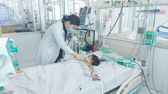 Bệnh viện Sản- Nhi An Giang cứu sống bé gái 8 tuổi bị vỡ gan và đa chấn thương