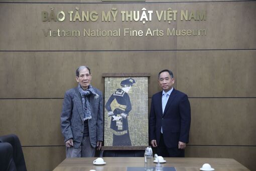 Bảo tàng Mỹ thuật Việt Nam tiếp nhận hai tác phẩm nghệ thuật từ châu Âu
