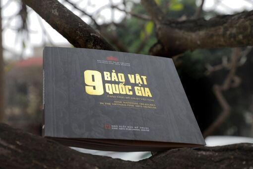 Ra mắt sách '9 Bảo vật quốc gia ở Bảo tàng Mỹ thuật Việt Nam'