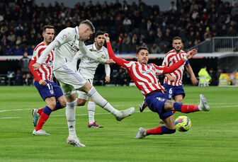 Chơi hơn người, Real Madrid chật vật giành 1 điểm trước Atletico