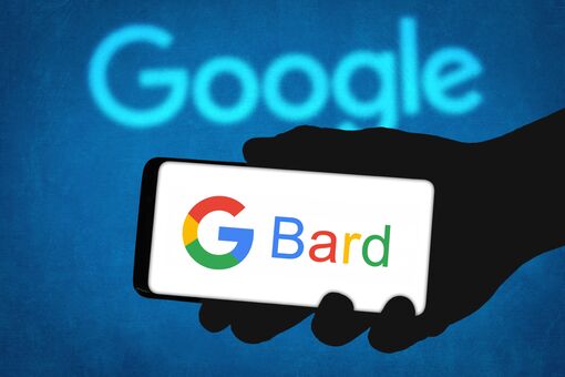 Google cho ra mắt chatbot Bard tại Mỹ và Anh