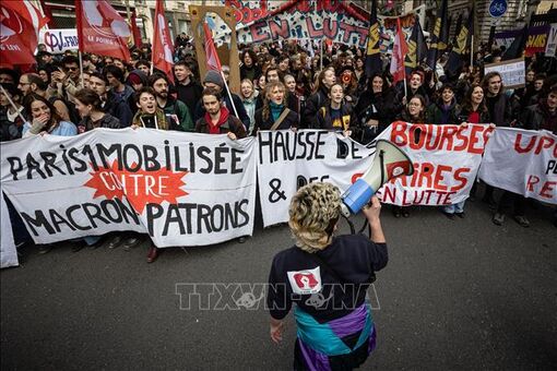 Làn sóng biểu tình và đình công tại Pháp bước sang ngày thứ 9
