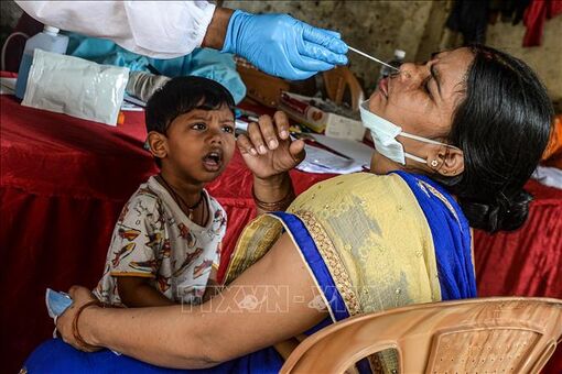 Ấn Độ: Số ca mắc COVID-19 tăng gấp 9 lần trong vòng 5 tuần