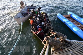 Chìm thuyền chở người di cư ngoài khơi Tunisia, 19 người thiệt mạng