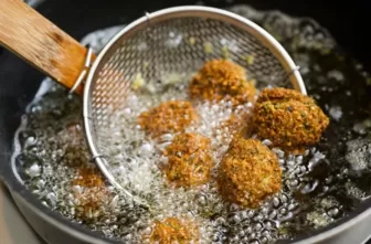 Những thực phẩm tàn phá gan chẳng kém rượu bia