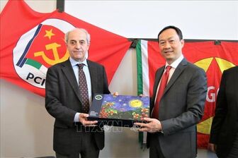 Thực tại và triển vọng Việt Nam trong con mắt bạn bè Italy
