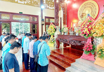 Bác Tôn là tấm gương mẫu mực về tinh thần đại đoàn kết