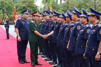 Xây dựng Cảnh sát biển Việt Nam vững mạnh toàn diện